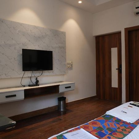 Hotel Elite Sector 45 I Gurgaon Central I Couple Friendly 외부 사진