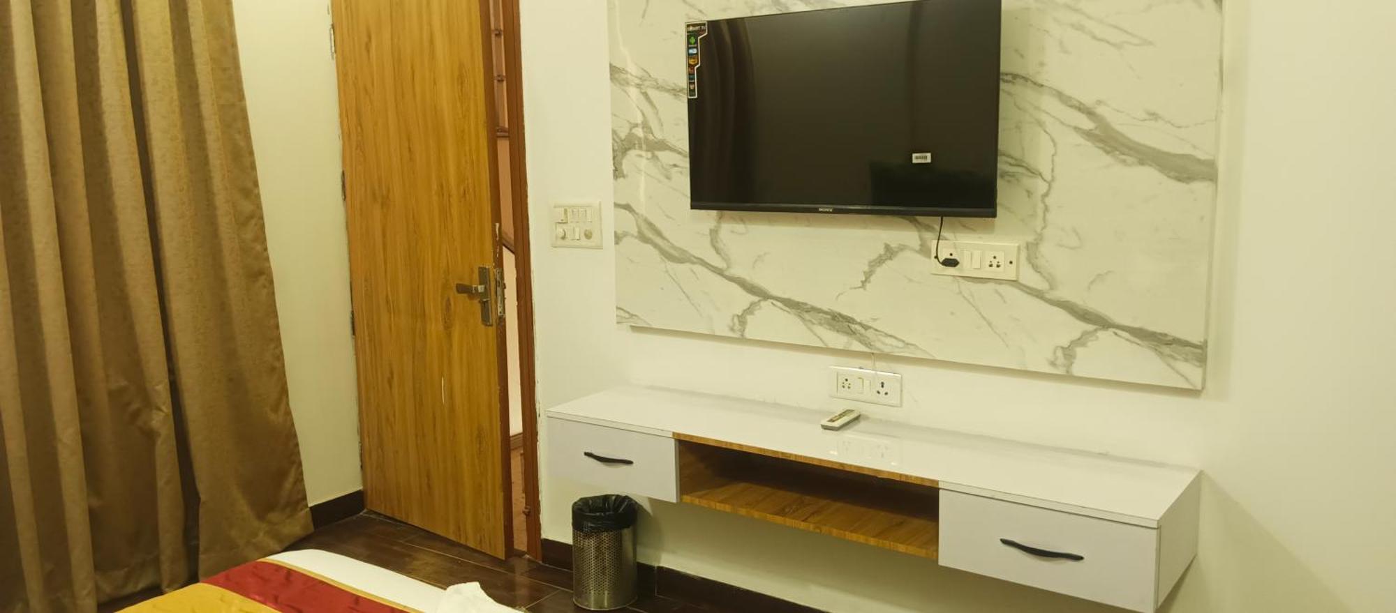 Hotel Elite Sector 45 I Gurgaon Central I Couple Friendly 외부 사진