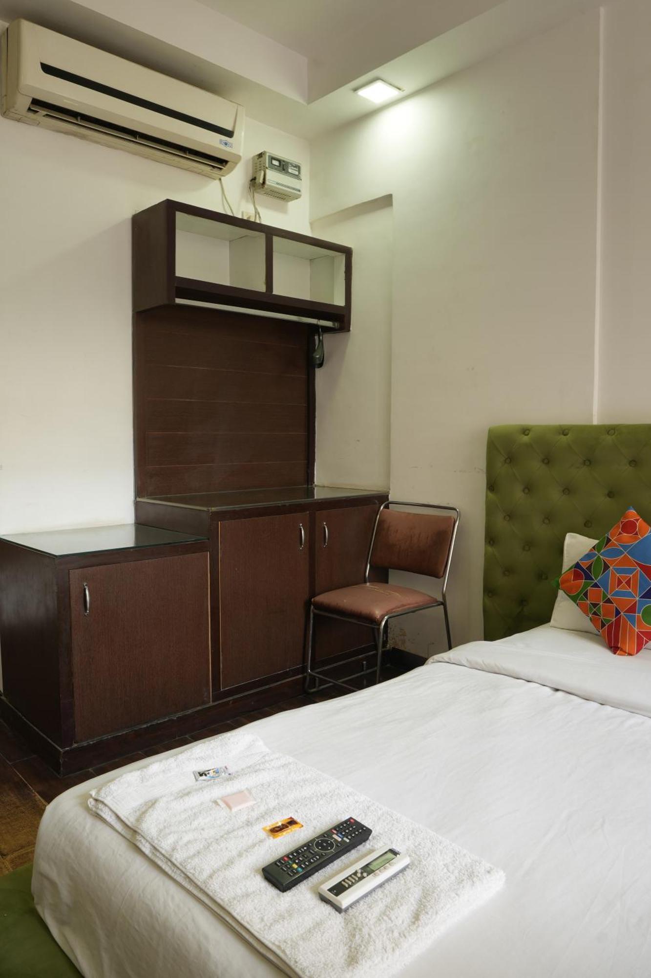 Hotel Elite Sector 45 I Gurgaon Central I Couple Friendly 외부 사진