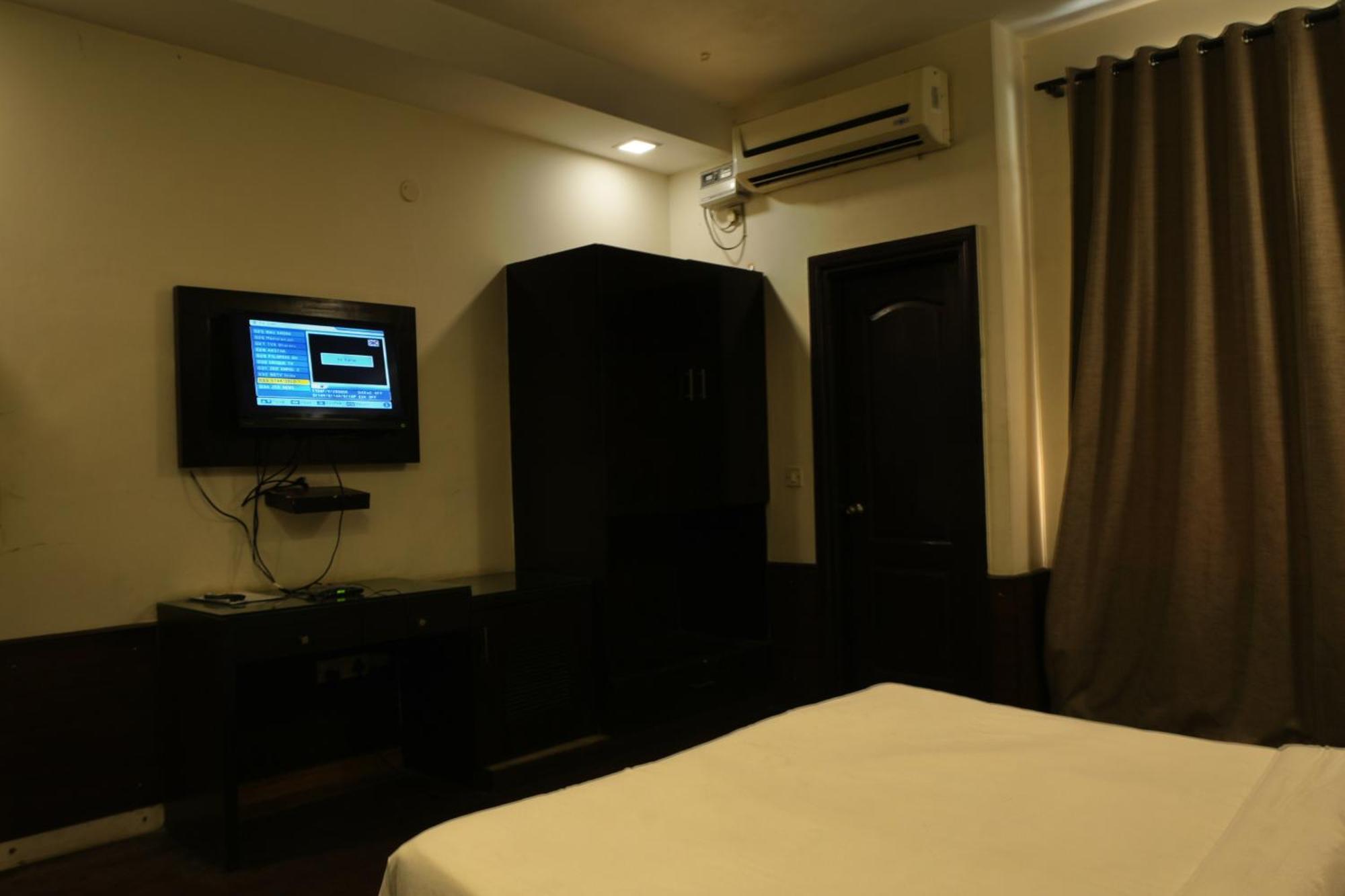 Hotel Elite Sector 45 I Gurgaon Central I Couple Friendly 외부 사진