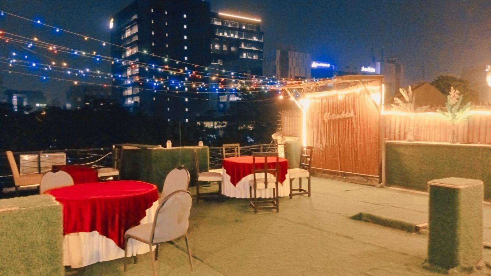 Hotel Elite Sector 45 I Gurgaon Central I Couple Friendly 외부 사진